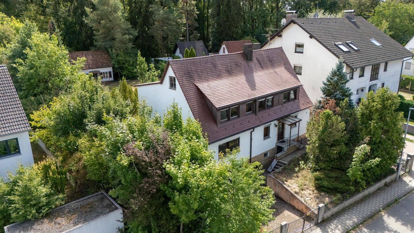 Vielseitiges Grundstück mit verschiedenen Möglichkeiten, 90522 Oberasbach