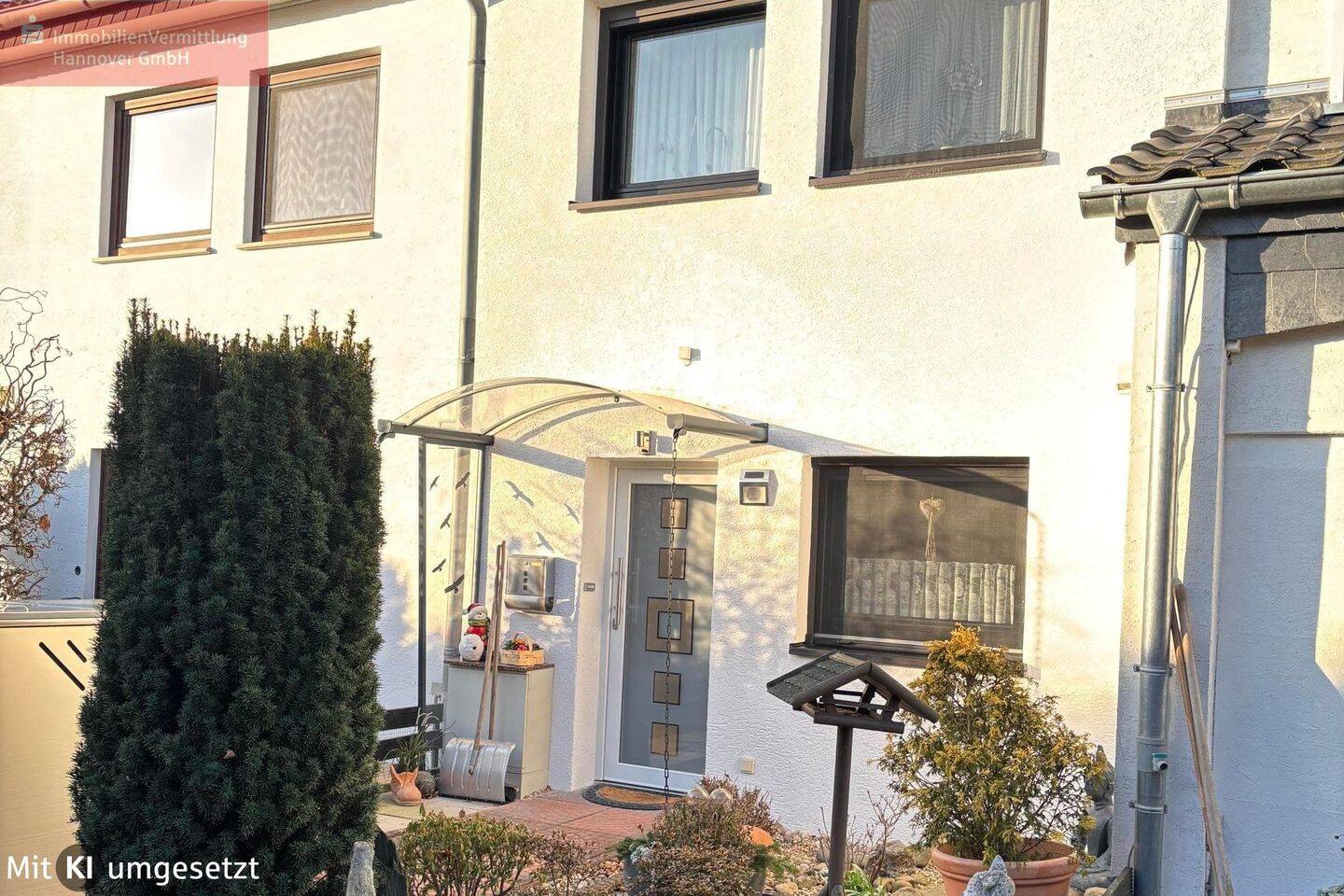 Süßes Reihenmittelhaus mit schönem Grundstück und Garage, 30982 Pattensen