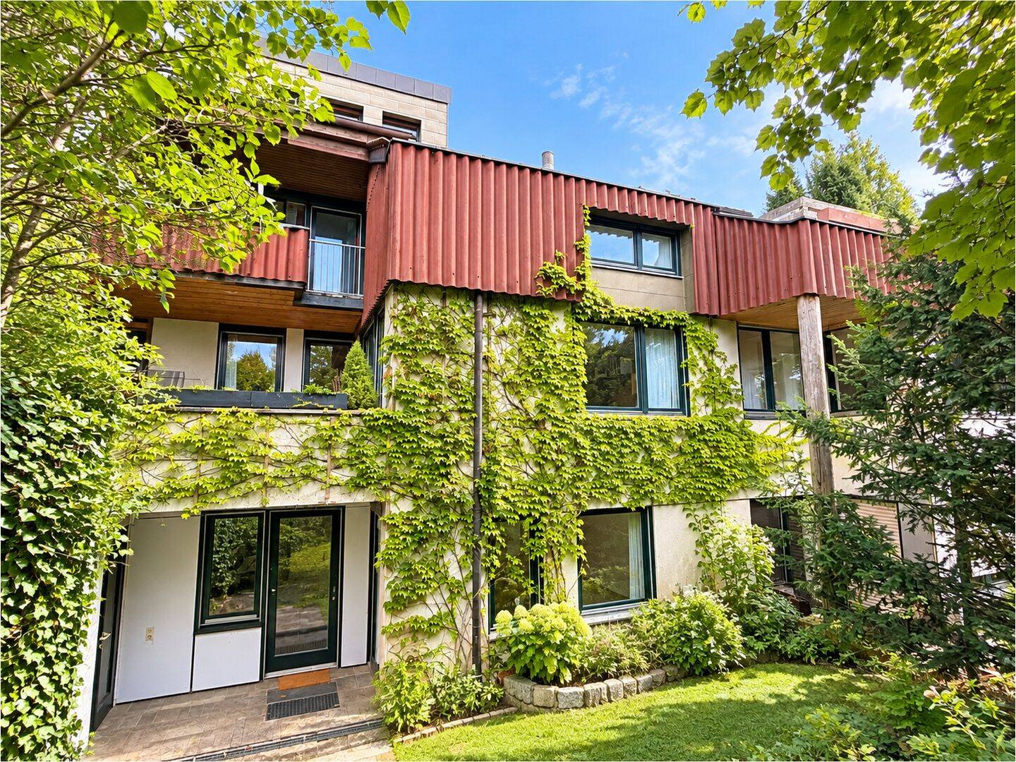 Einzeln besonders – gemeinsam einzigartig: DHH mit Charakter, Potenzial & Option aufs ganze Haus, 89312 Günzburg