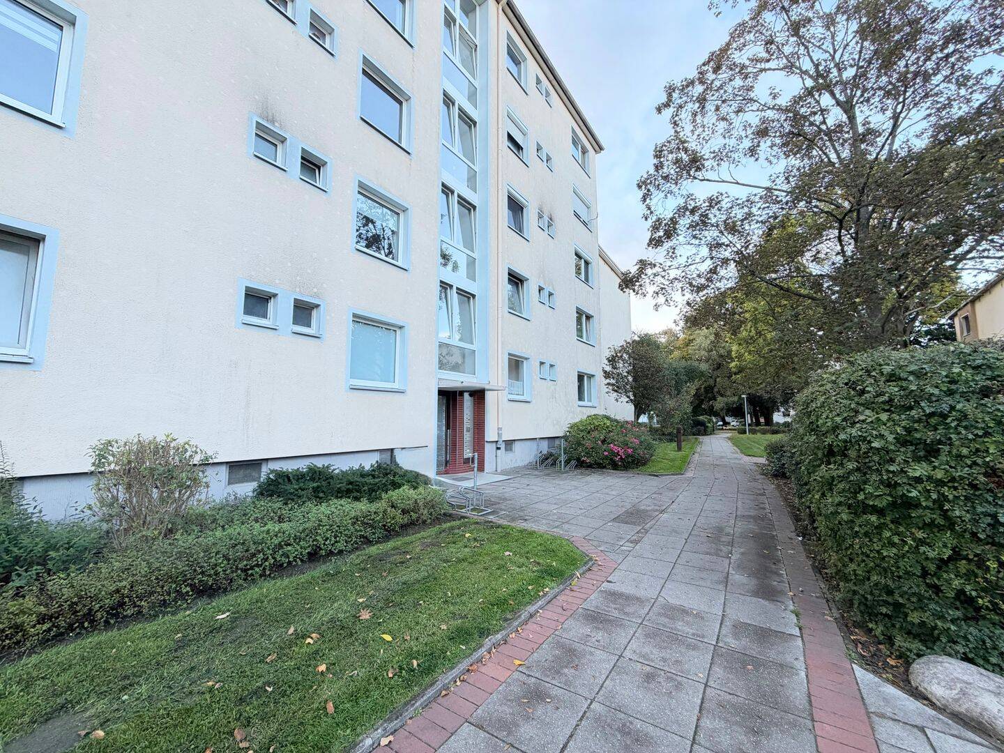 5 ZKB mit Balkon zum Wachküssen!, 28327 Bremen (Blockdiek Ellener Feld Neue Vahr Südost)