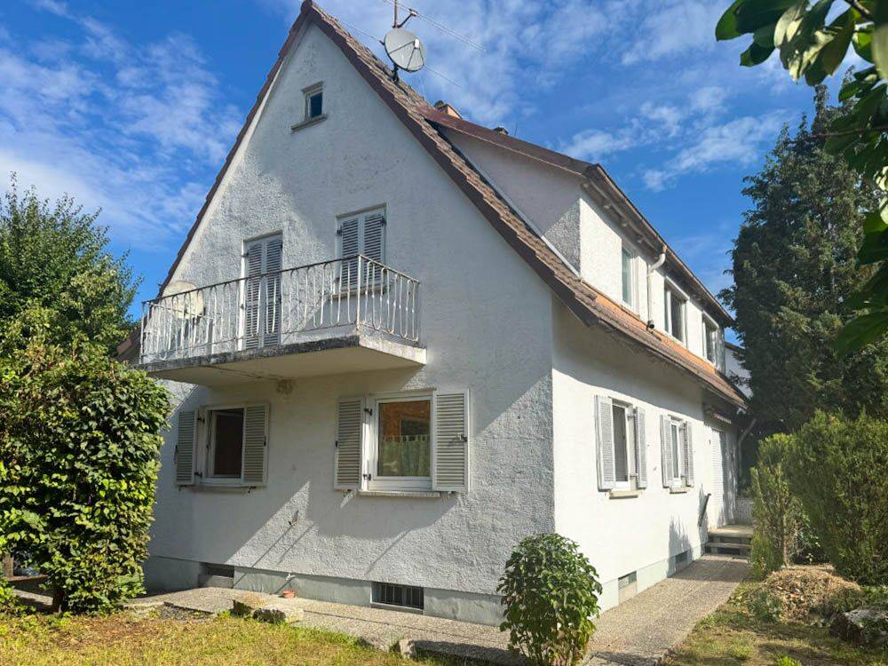 TOP-Lage! Nähe zur Sendener Seenlandschaft, freistehendes Wohnhaus mit umfassendem Sanierungsbedarf, 89250 Senden