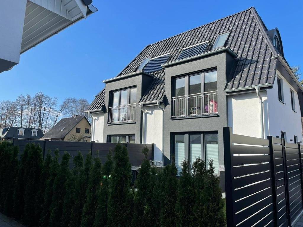 Doppelhaushälfte zum Verlieben! Hier in Hamburg!, 22457 Hamburg (Eimsbüttel Eidelstedt Niendorf Schnelsen)