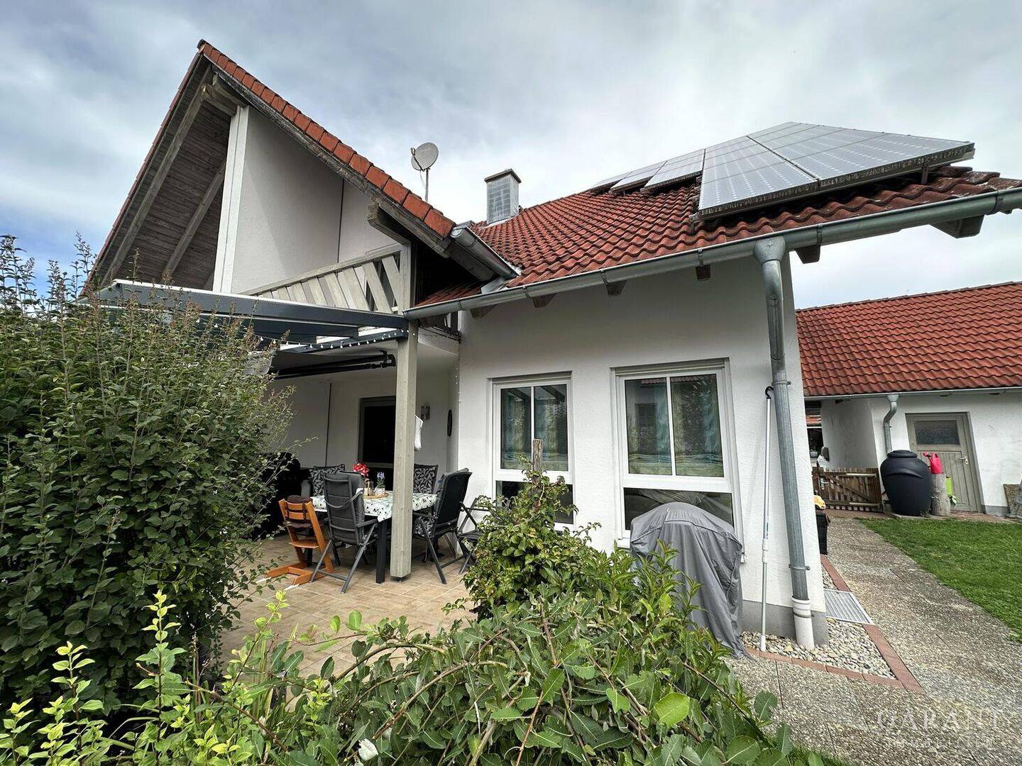 Familienfreundliche Doppelhaushälfte mit Platz zum Wohlfühlen, 87662 Kaltental