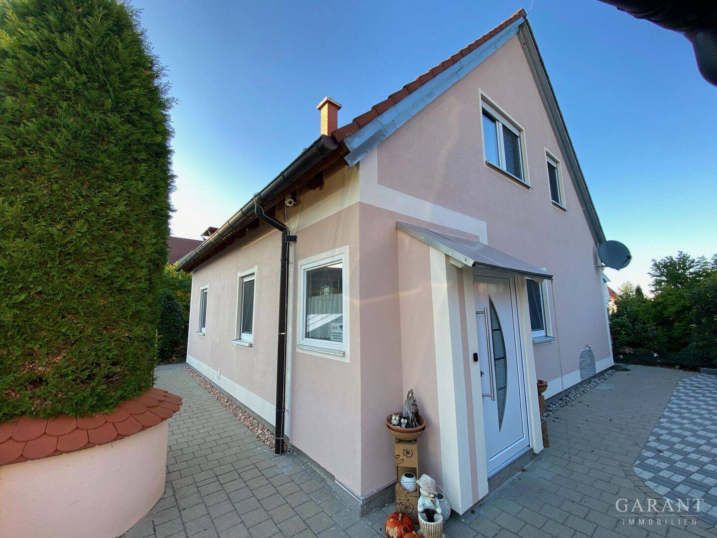 Gepflegtes Einfamilienhaus in ruhiger Lage, NÖRDLINGEN-Ortsteil, 86720 Nördlingen