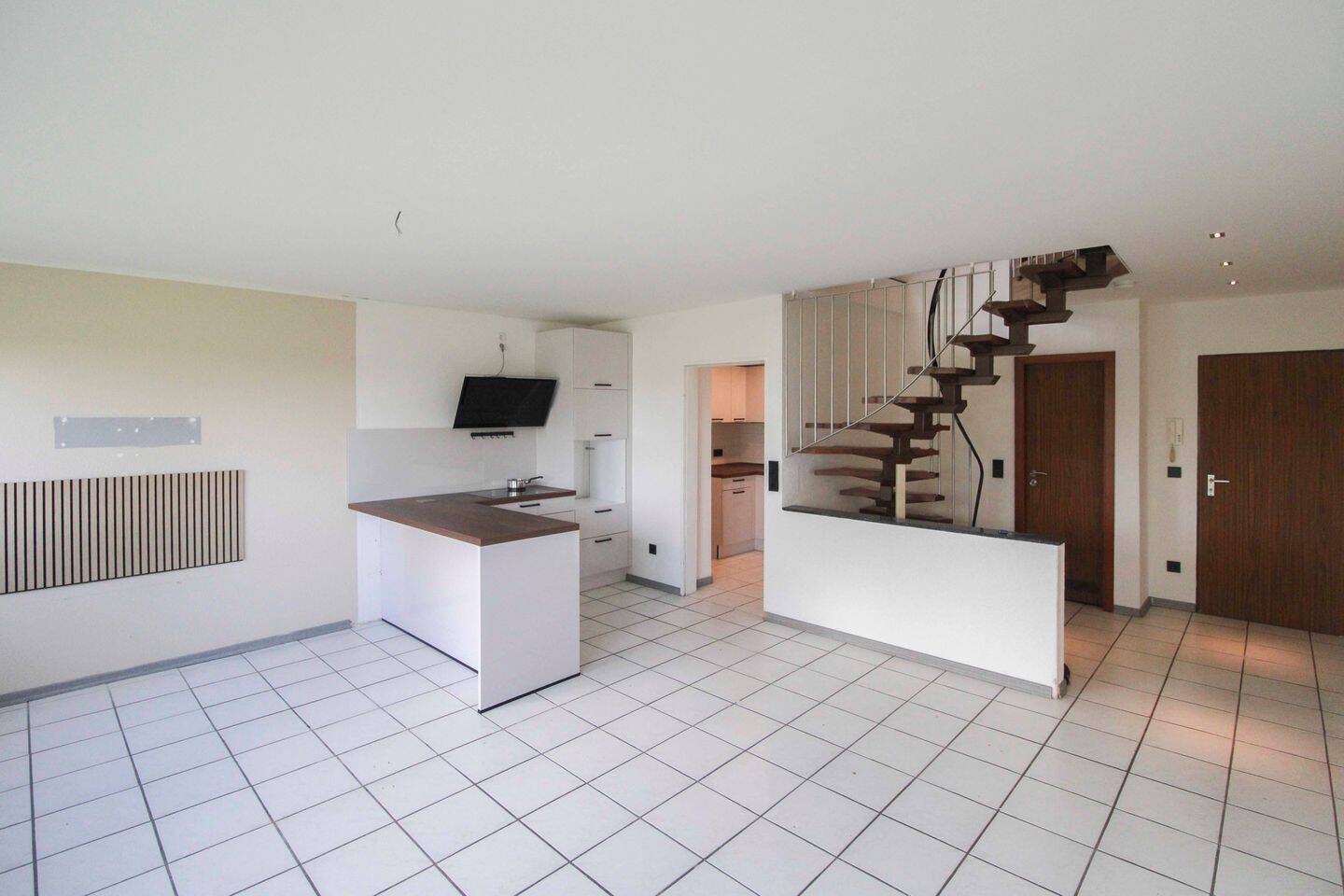 Schöne Maisonette Wohnung Wohnung mit 70 qm in Mönchengladbach-Beltinghoven und Stellplatz, 41068 Mönchengladbach