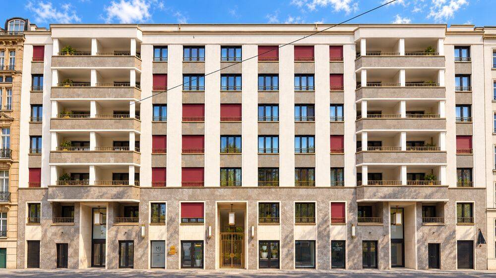 Bezugsfreie, möblierte 2-Zi. Wohnung in Berlin-Mitte – mit Balkon und Aufzug, 10179 Berlin (Mitte)