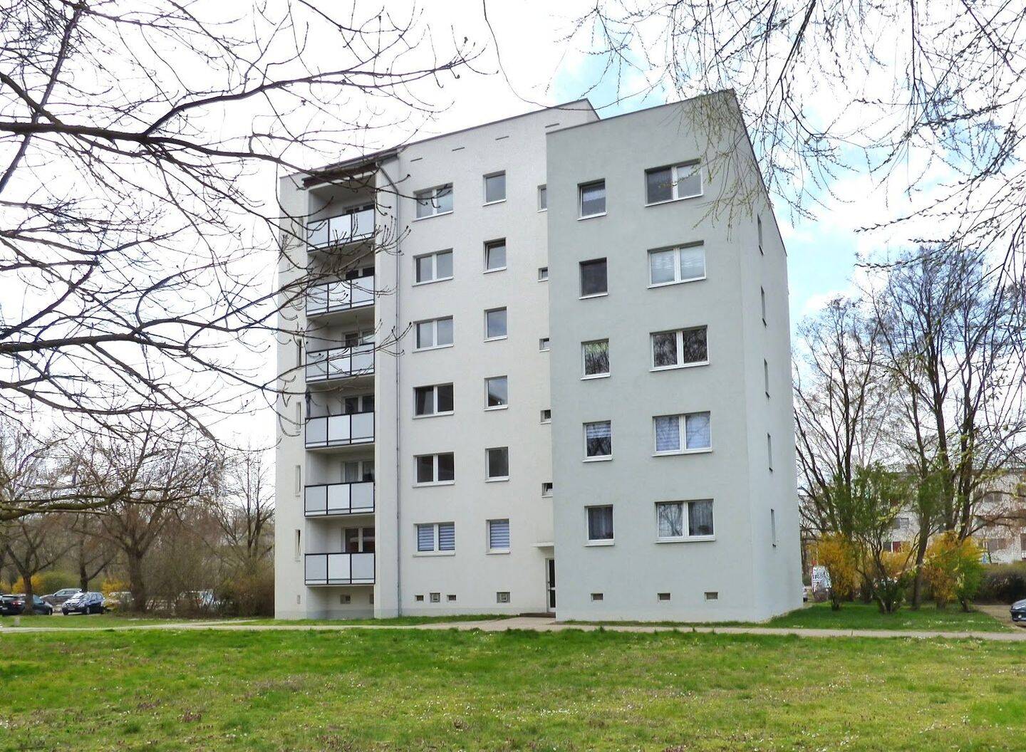 1 Zimmer mit Ausblick, 6842 Dessau-Roßlau (Innenstadt Kleutsch Mildensee Sollnitz Süd)