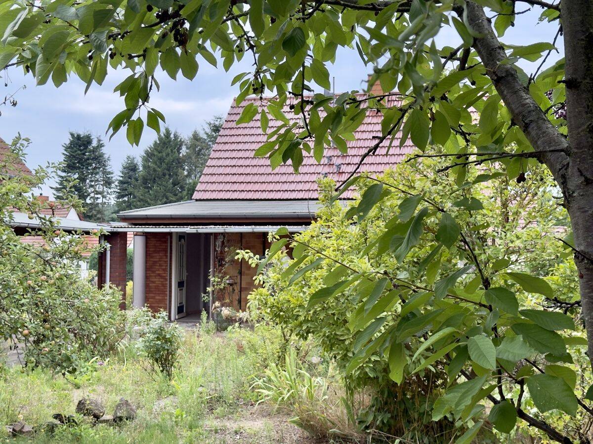 PROVISIONSFREI | Gemütliches Einfamilienhaus mit Nebengelass auf über 600qm großem Grundstück, 16348 Wandlitz
