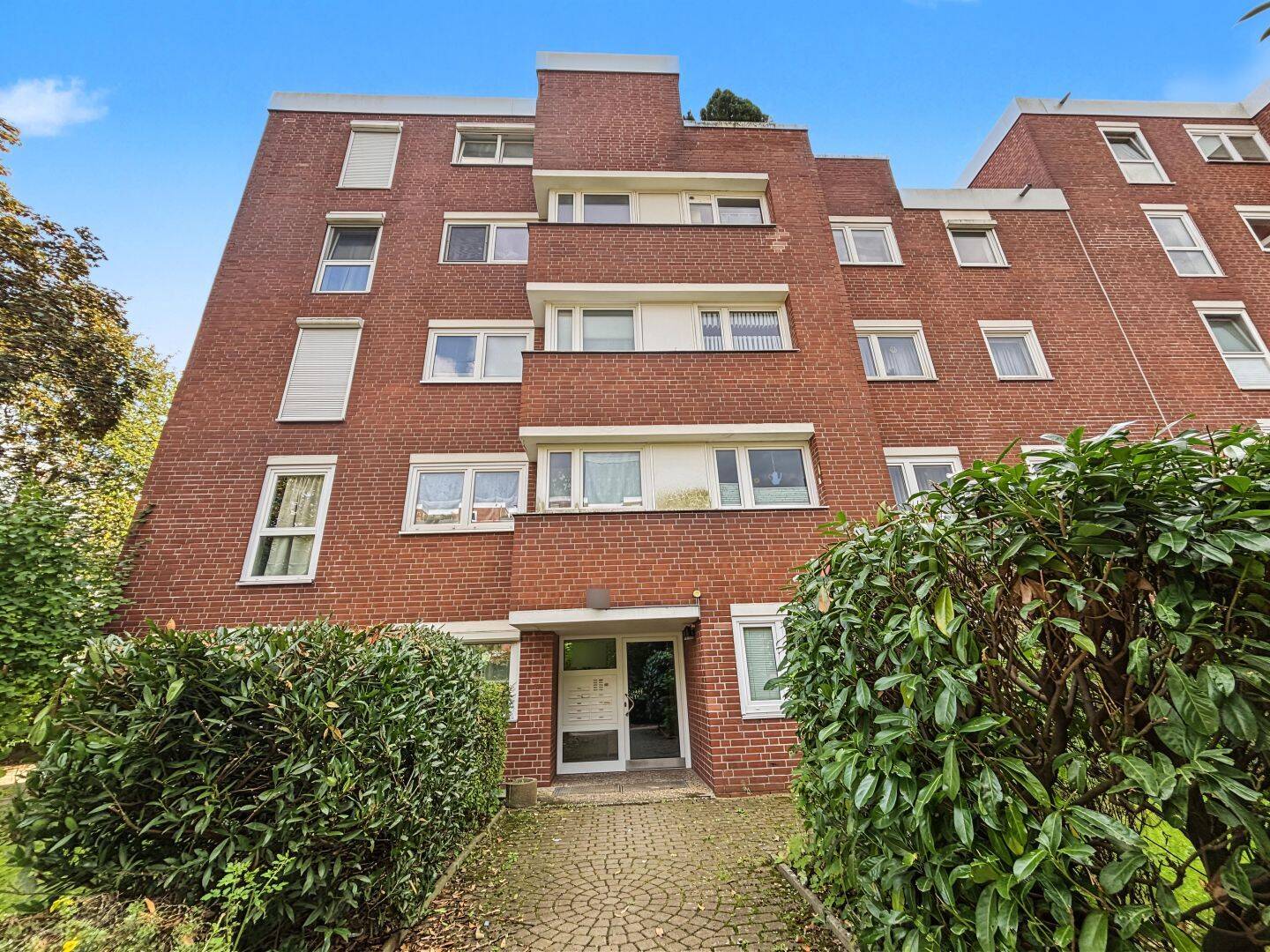 Erbbaurecht: Gepflegte und helle 3-Zimmer Wohnung mit großer Loggia in Wolfsburg-Westhagen, 38444 Wolfsburg (Detmerode Hattorf Heiligendorf Rabenberg Westhagen)