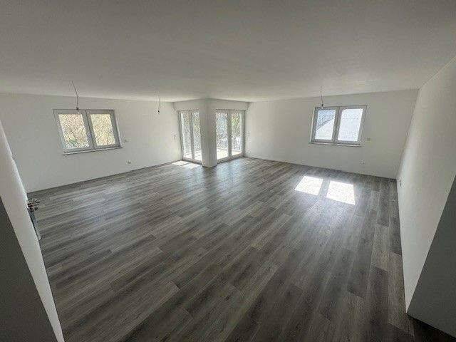 Hochwertige Neubauwohnung in ruhiger Lage, 54298 Aach