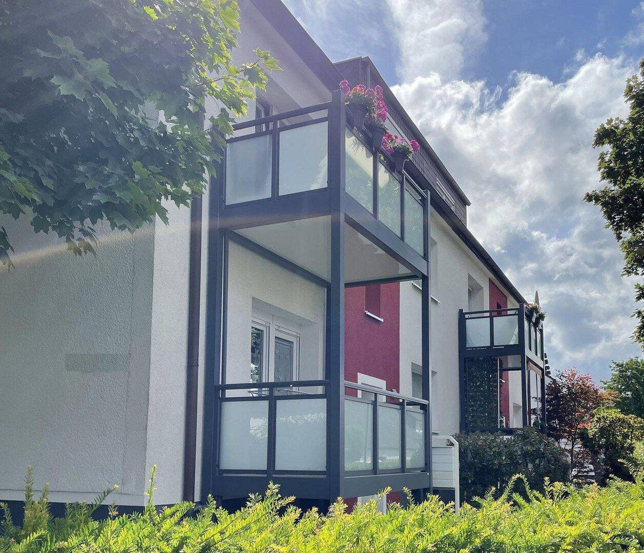 Am Rande des Landschaftsschutzgebietes, Kernsaniertes DG auf 2 Ebenen, Klima, Wärmepumpe & Südgarten, 45359 Essen (Bedingrade Frintrop Schönebeck)