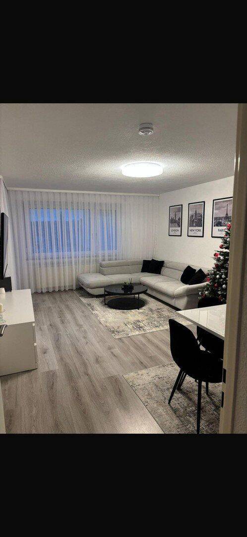 Kernsaniert & modern: 2-Zimmer-Wohnung mit Einbauküche und eigener Garage in Gärtringen, 71116 Gärtringen