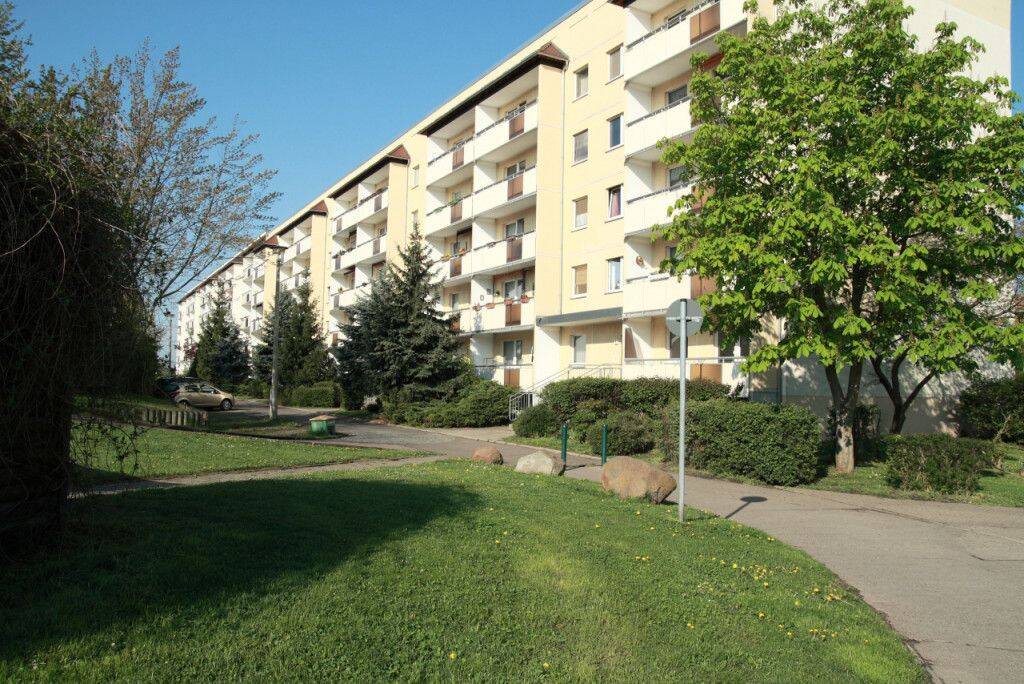 Familienfreundliche 4 Zimmer-Wohnung mit XXL-Balkon, 6679 Hohenmölsen