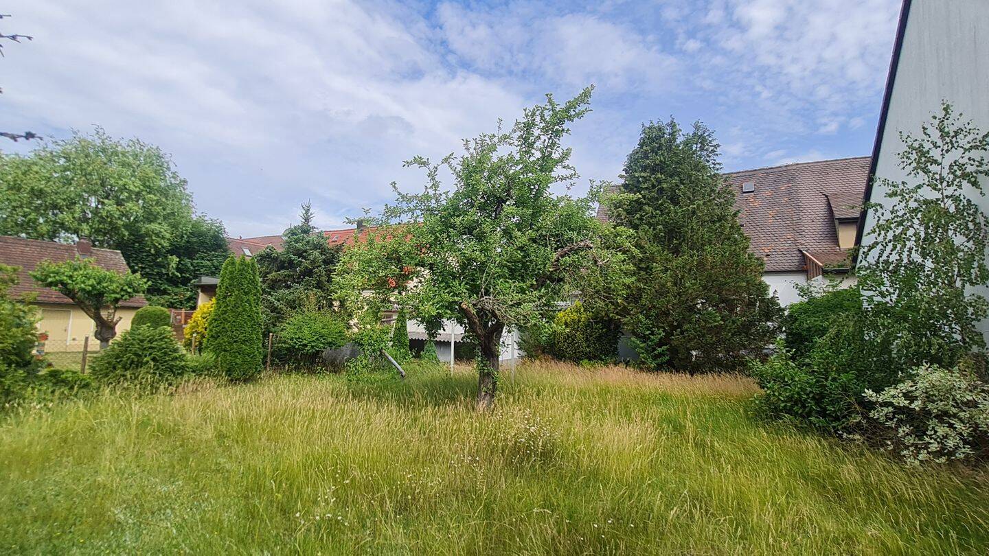 Schönes Grundstück in bester Lage von OBERASBACH, 90522 Oberasbach