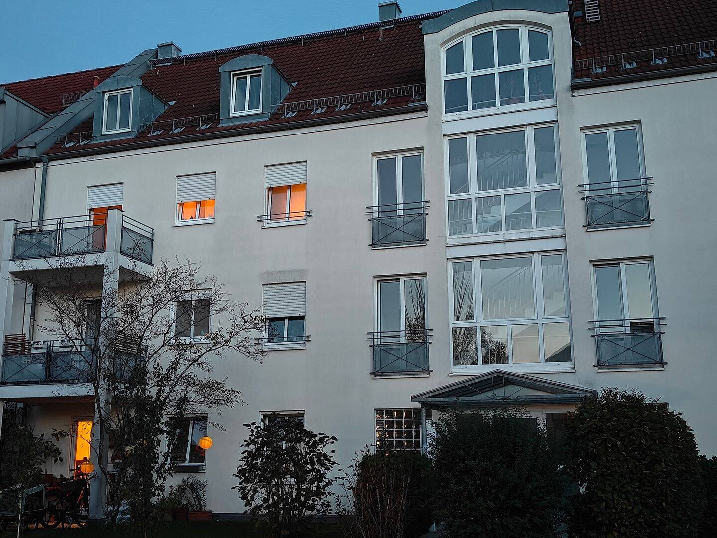 Helle 2Zimmer Whg. mit EBK, Balkon und Stellplatz, 85356 Freising