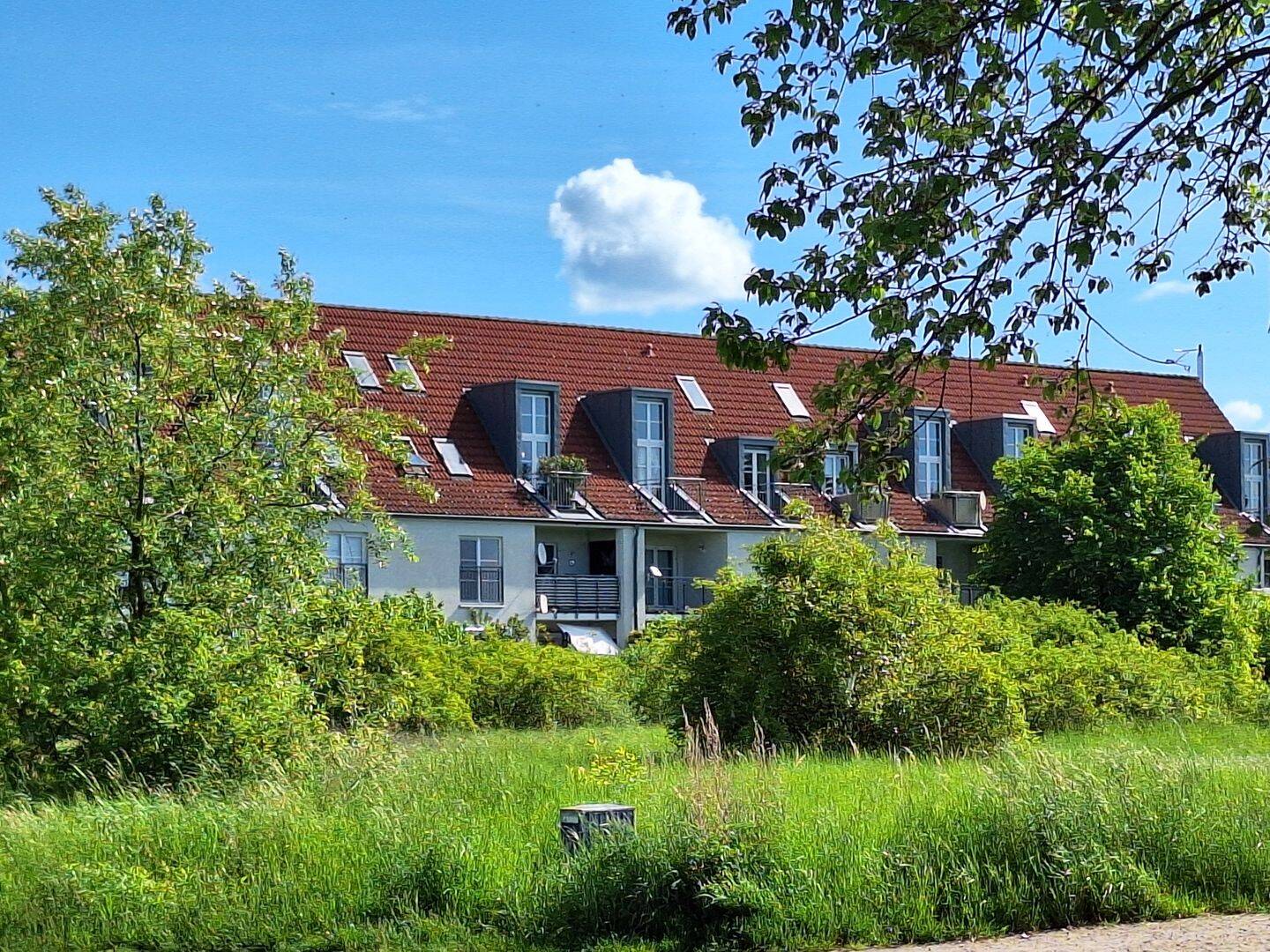 Schöne 2-Zimmer-DG-Wohnung mit Balkon Burg-Ihletal (Brahms 26/38), 39288 Burg