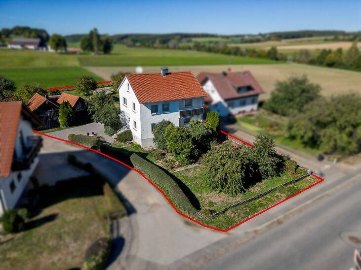 Landleben mit Perspektive – Einfamilienhaus auf über 2.000 m² Grund, 88453 Erolzheim