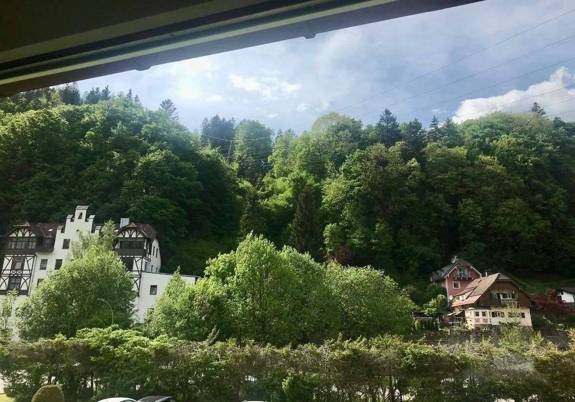 I. I. TEAM: renovierte und helle, 2-Zimmer-Wohnung für 1 Person geeignet !, 83088 Kiefersfelden