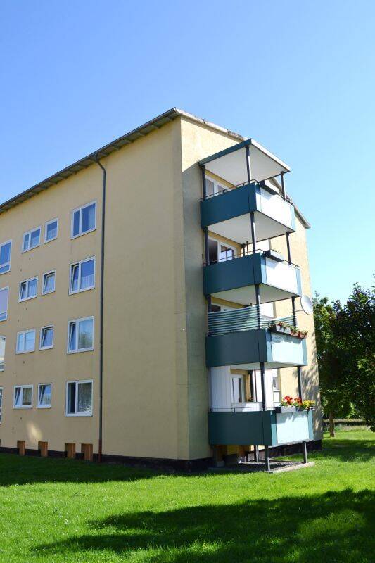 Schicke 4-Zimmer-Wohnung für Familien mit Balkon, 34134 Kassel (Niederzwehren Oberzwehren Süsterfeld/Helleböhn)