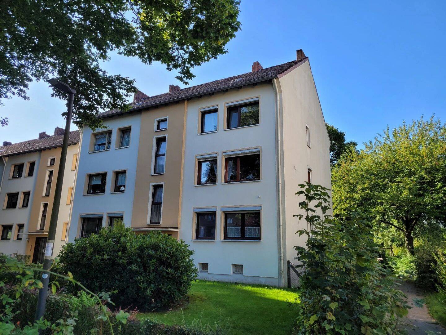 Kleine, gemütliche und modernisierte 3-Zimmer-Wohnung in ruhiger Nebenstraße von Bremen-Rönnebeck!, 28777 Bremen (Blumenthal Farge Lüssum-Bockhorn Rekum Rönnebeck)