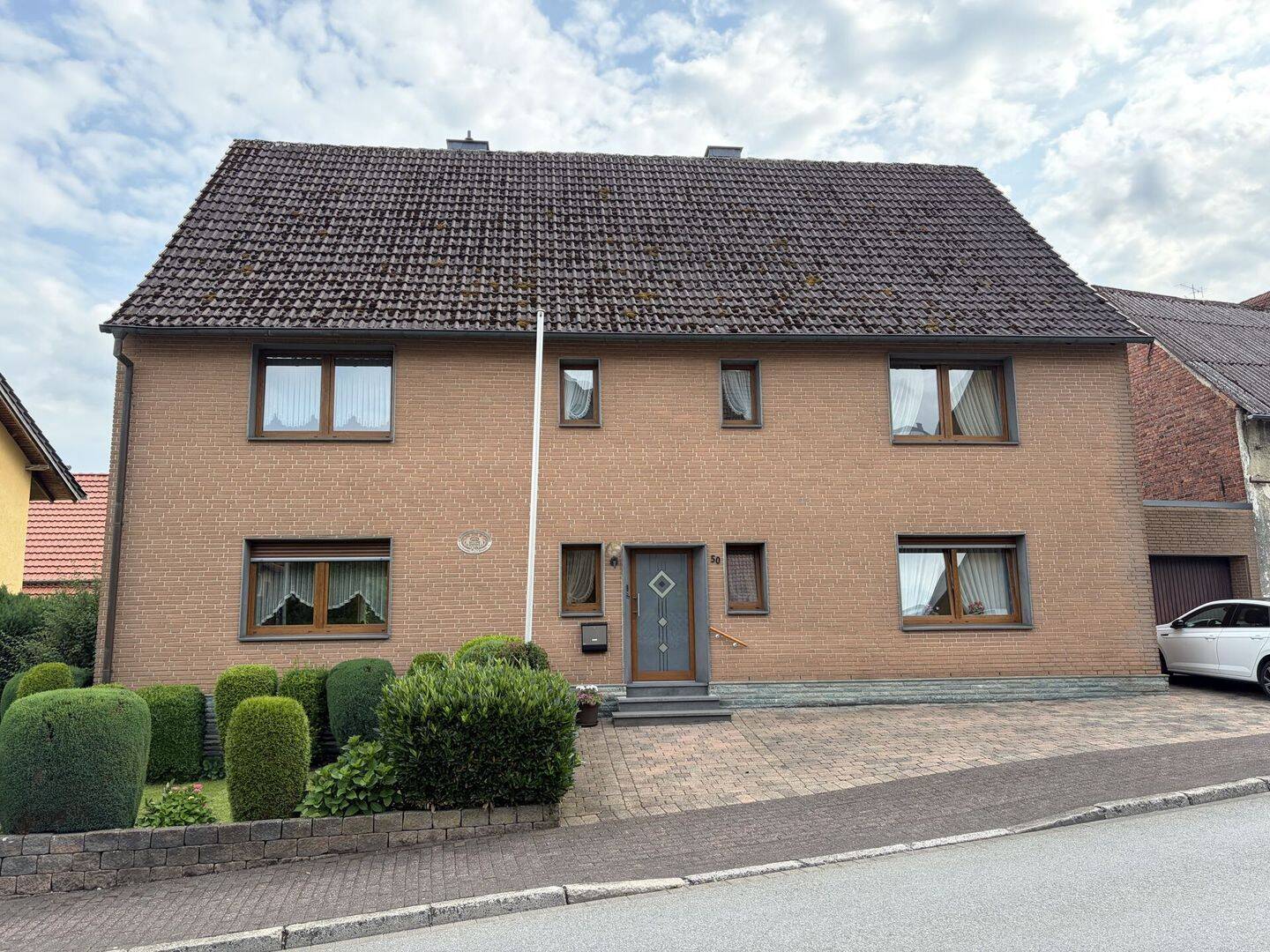 Einfamilienhaus mit kleinem Garten im Ortskern von Marsberg-Essentho, 34431 Marsberg