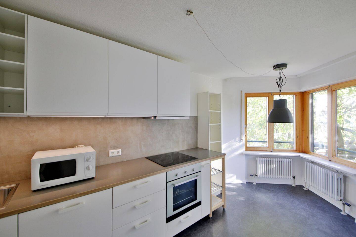 3-Zimmer-Wohnung mit Einbauküche und Balkon in Oberreut – bezugsfrei und frisch renoviert, 76189 Karlsruhe (Daxlanden Grünwinkel Knielingen Mühlburg Oberreut)