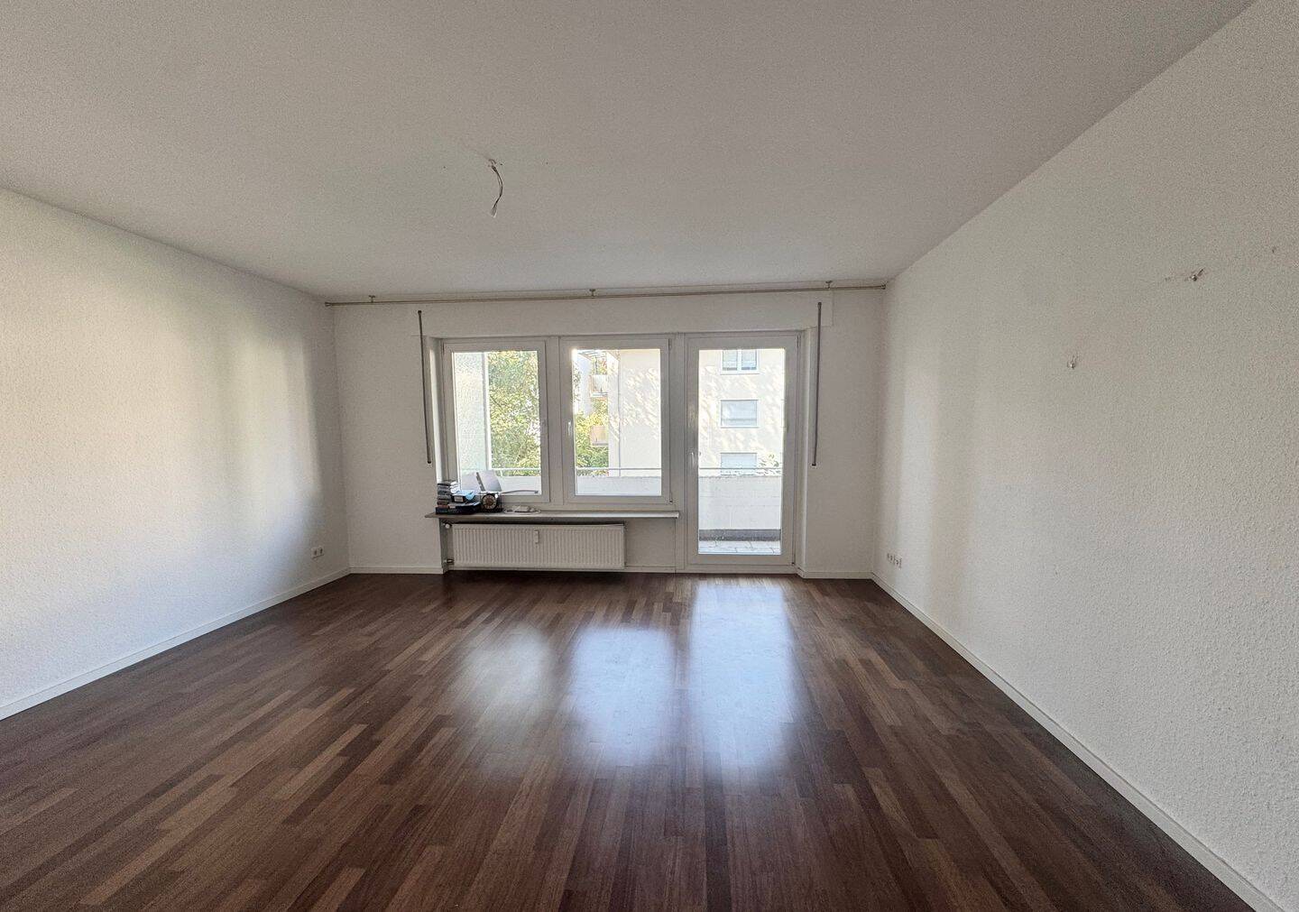 Am Stadtpark ! Helle geräumige 3-ZW, 85 m², Einbauküche, zwei Balkone, 90409 Nürnberg (Großreuth h. d. Veste Gärten h. d. Veste Maxfeld Schoppershof)