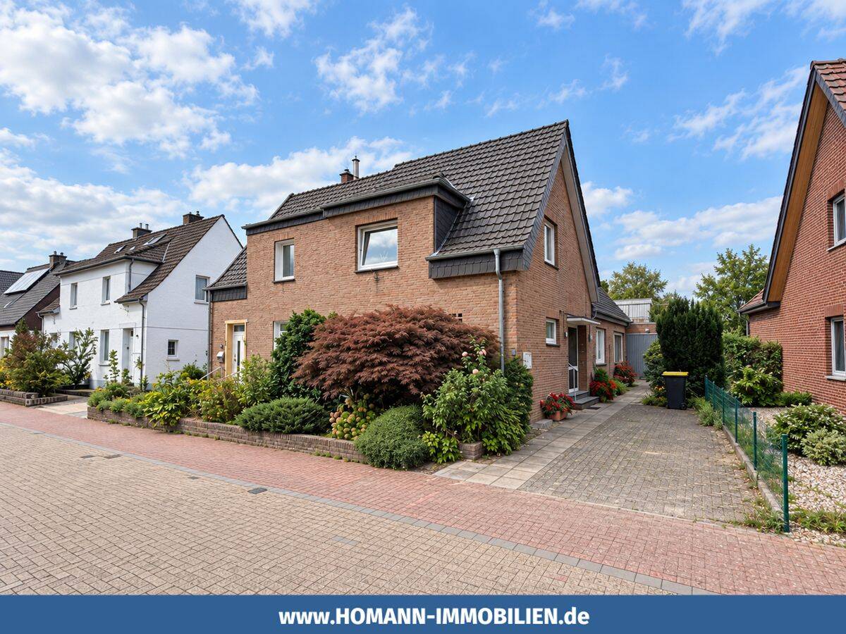 Zentral in familienfreundlicher Lage! Doppelhaushälfte in Greven, 48268 Greven