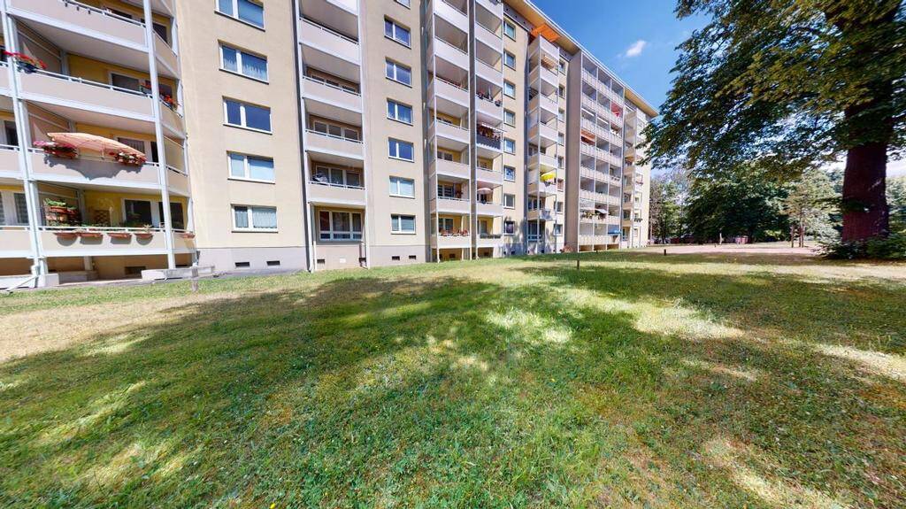 Wunderschöne Balkonwohnung nahe Parkanlage, 9119 Chemnitz (Helbersdorf Kapellenberg Kappel Zentrum)
