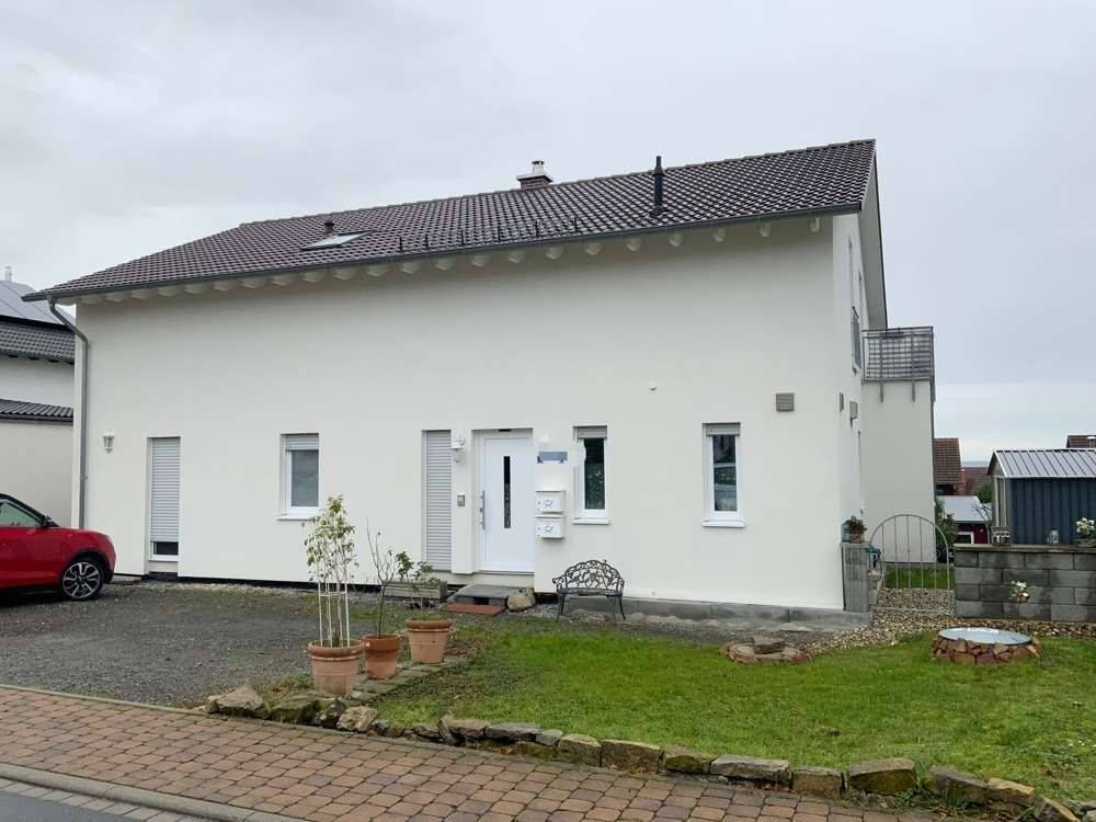 Moderne 3-Zimmer-Wohnung mit Einbauküche und Balkon in Neunkirchen, 74867 Neunkirchen