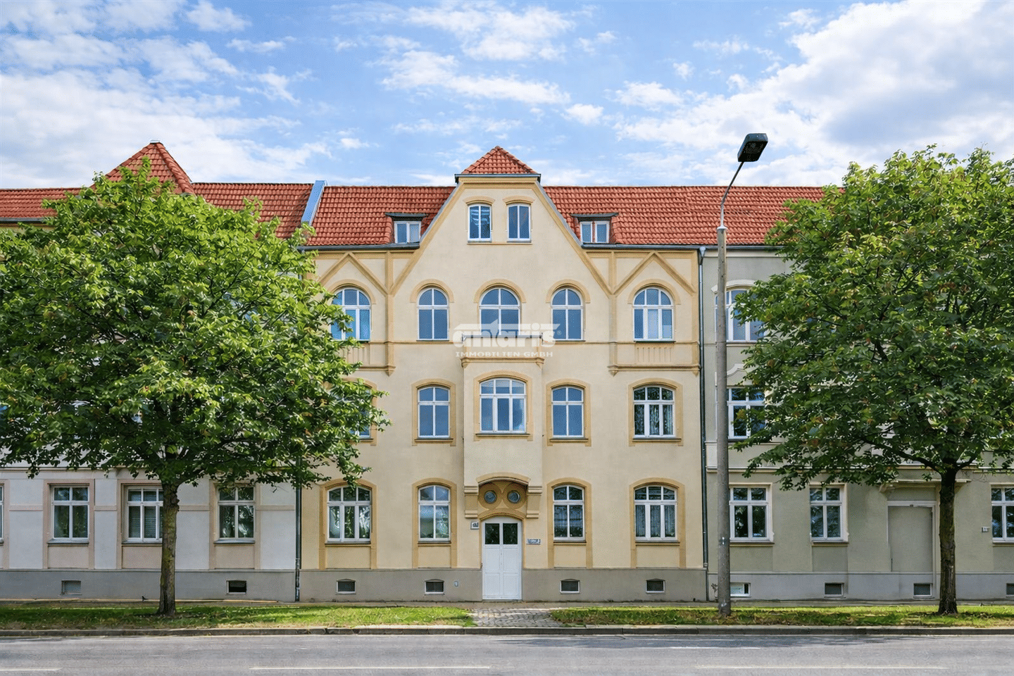 antaris Immobilien GmbH ** Magdeburg Stadt: Vermietete 2-Zi.-Wohnung mit Balkon & Ertrag **, 39120 Magdeburg (Beyendorf-Sohlen Beyendorfer Grund Hopfengarten Leipziger Str.)