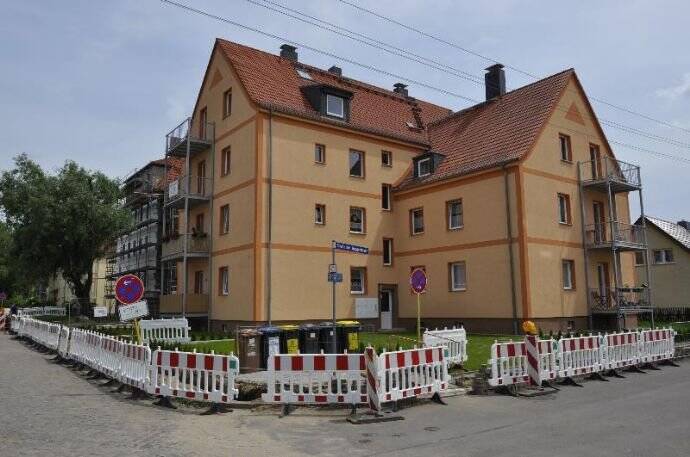 Großzügige 2 – Raum Dachgeschoss Wohnung, 6132 Halle (Saale) (Ammendorf-Beesen Planena Radewell-Osendorf Silberhöhe)