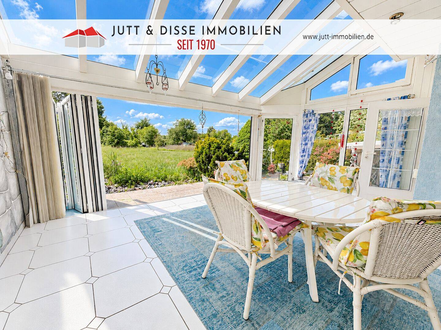 Einfamilienhaus mit Wintergarten in ruhiger u. naturnaher Ortsrandlage in Kuppenheim, 76456 Kuppenheim