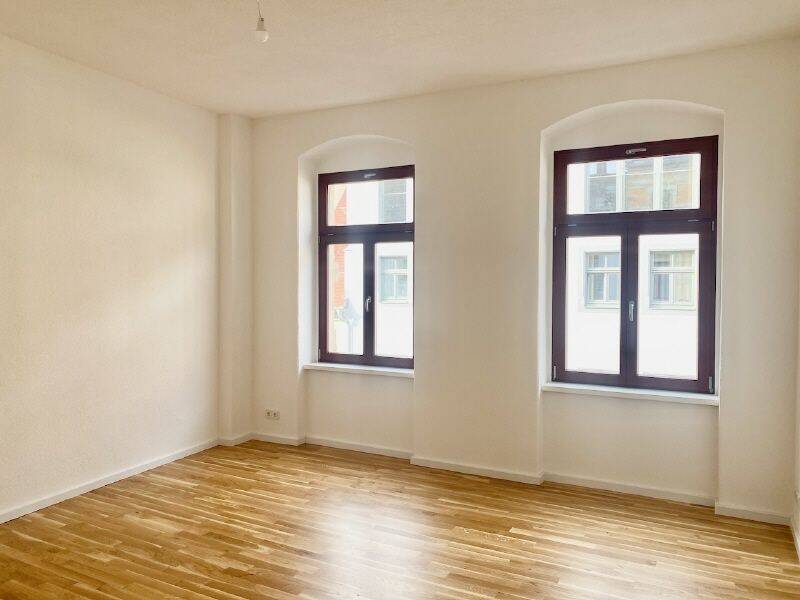Top saniert – Fußbodenheizung – Duschbad mit Fenster!, 9599 Freiberg
