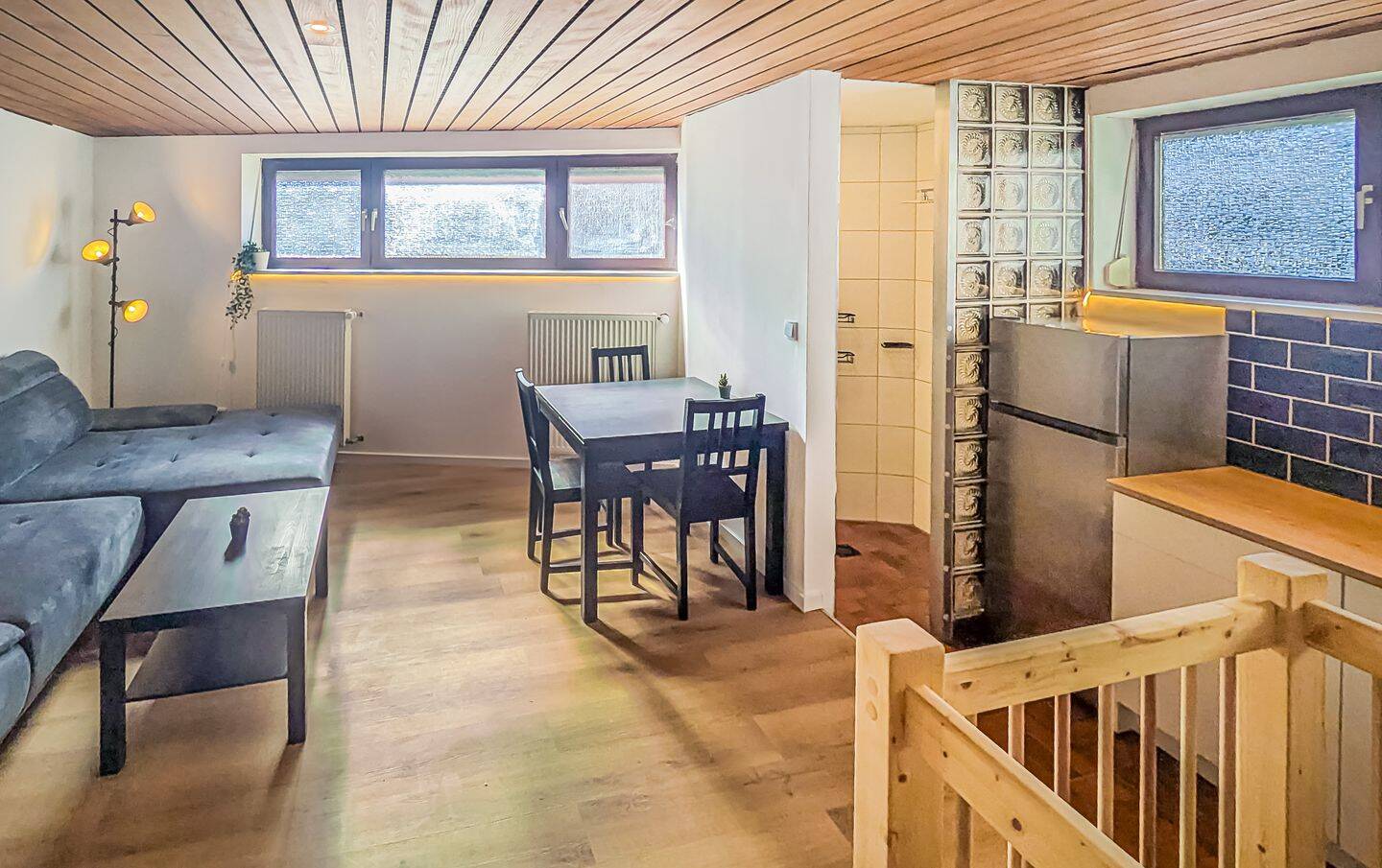 Möbliertes modernes 35 m² Apartment – frisch renoviert – vor den Toren Würzburgs!, 97225 Zellingen