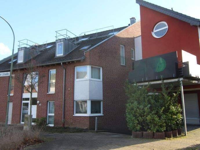 SCHICKE INDIVIDUELLE MAISONETTEWOHNUNG IN ALT NORF, 41469 Neuss