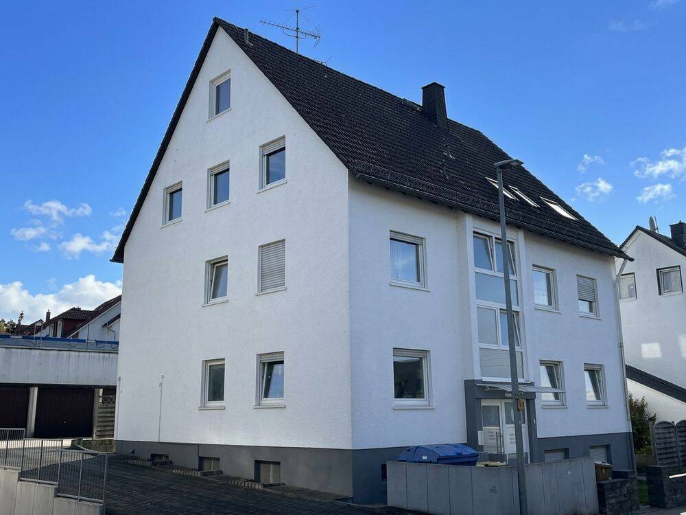 Gemütliche 2 Zimmer-DG-Wohnung in Taunusstein-Wehen!, 65232 Taunusstein