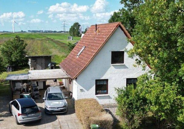Verkauf eines Einfamilienhauses in fast Alleinlage mit Wiesenblick nahe Brunsbüttel (ca. 6 km), 25715 Eddelak