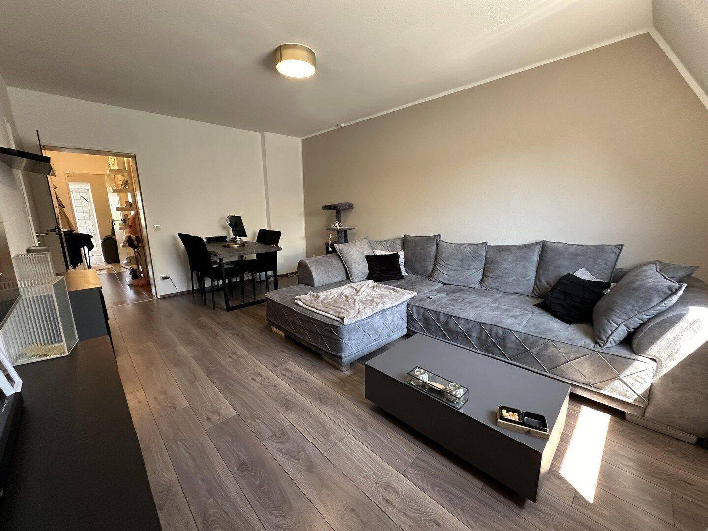 2-Zimmer-Wohnung im Herzen der Stadt, 42655 Solingen (Höhscheid Merscheid Solingen-Mitte Wald)