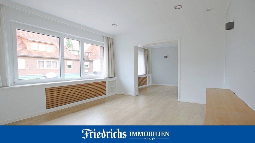 Moderne 3-Zimmer-Wohnung mit Dachterrasse und Stellplatz mitten im Zentrum von Bad Zwischenahn, 26160 Bad Zwischenahn