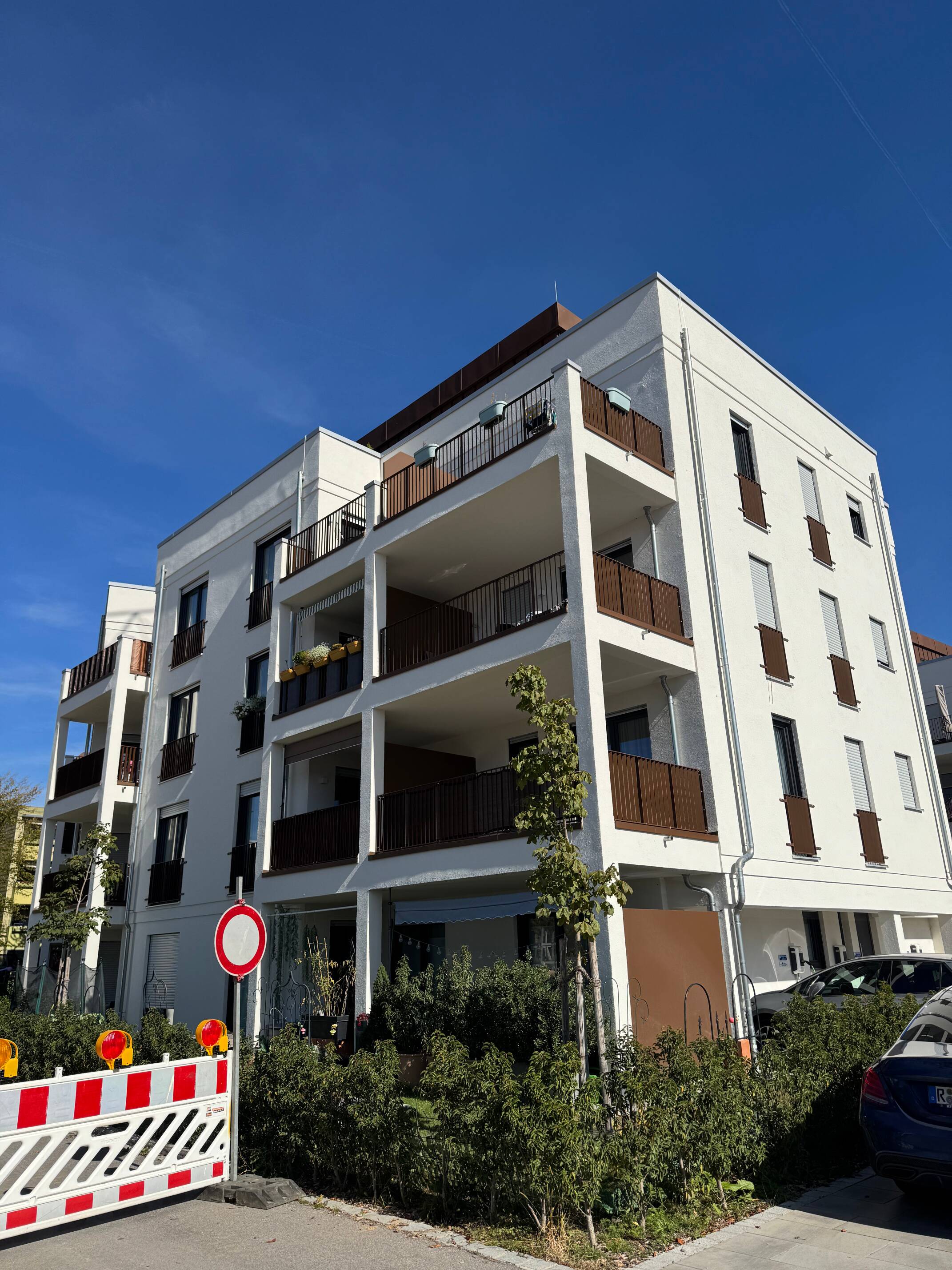 Nachmieter gesucht für Zweitbezug mit neuwertiger Küche, 93073 Neutraubling