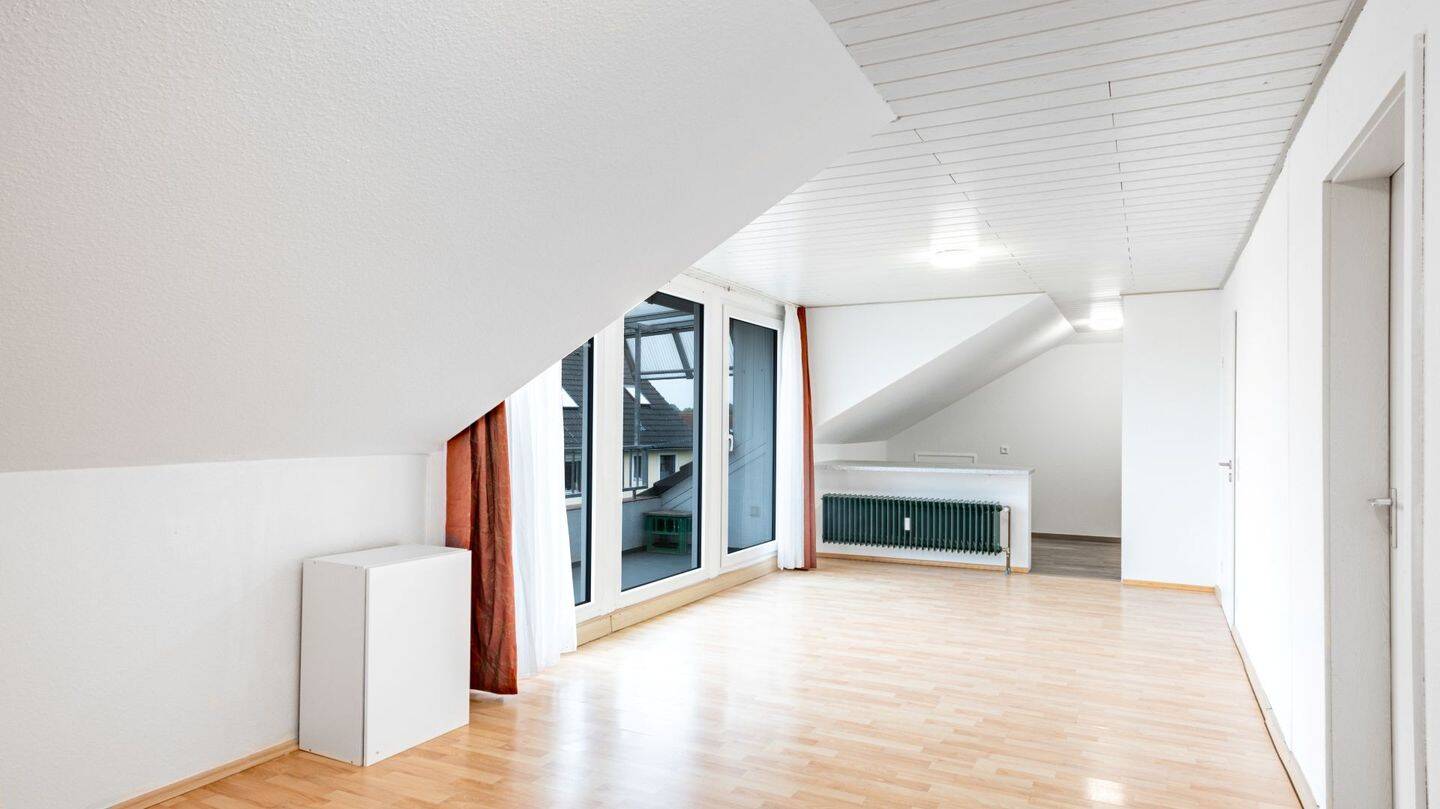 Charmante 3-Raum-Wohnung mit Traumblick, 91639 Wolframs-Eschenbach