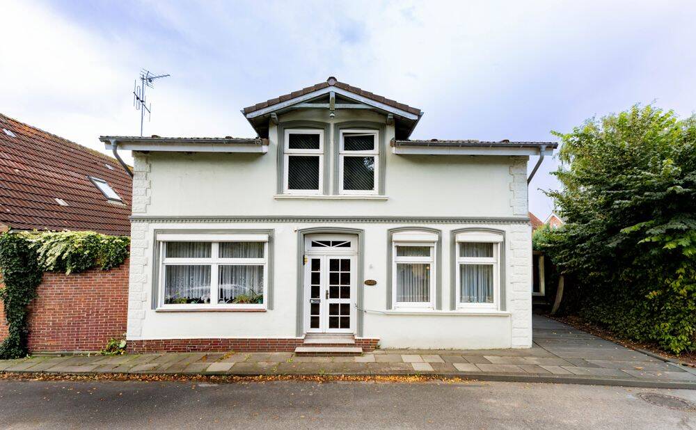 Zentral wohnen in Lunden: Attraktives Einfamilienhaus mit Perspektive auf Eigennutzung ab 01.01.2027, 25774 Lunden