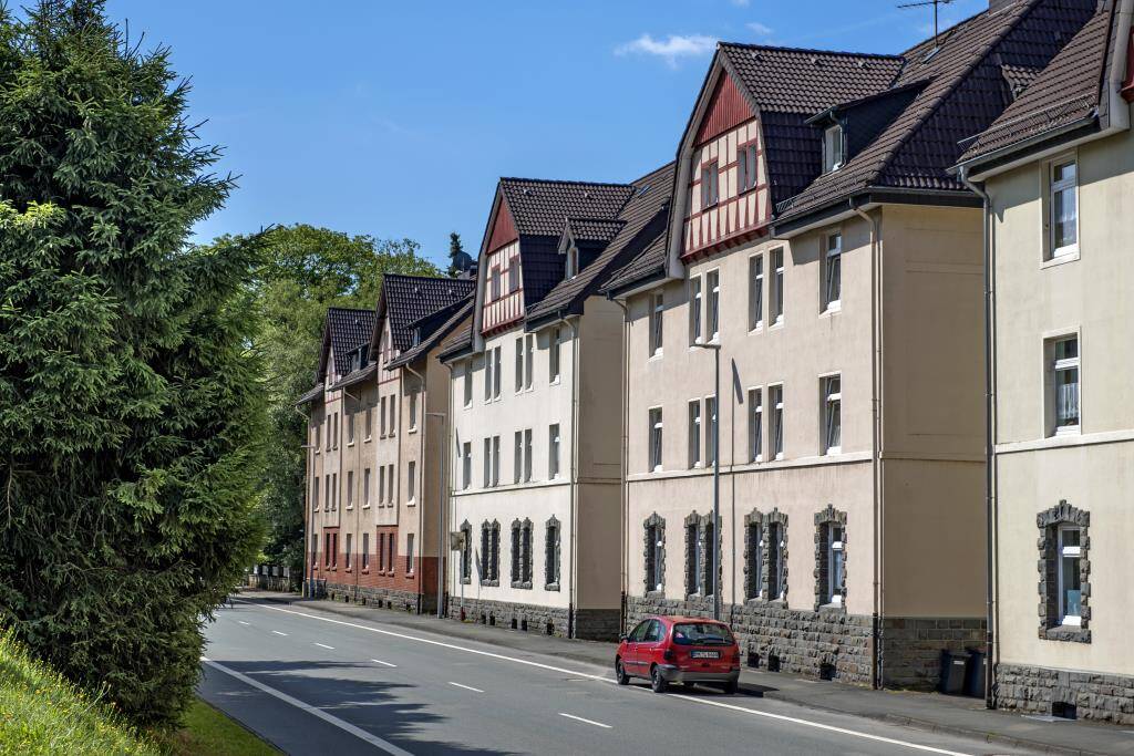 Schöne und einzugsbereite 3-Zimmer-Wohnung im Erdgeschoss in Lüdenscheid Brügge, 58515 Lüdenscheid