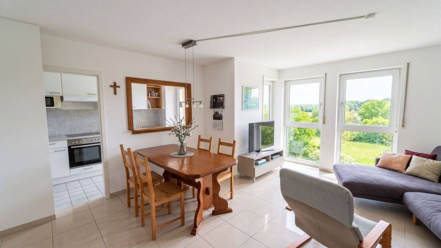 Attraktive 2-Zimmer-Wohnung mit 2 Loggien, EBK & Duplex-Stellplatz in Mainz-Bretzenheim, 55128 Mainz (Bretzenheim Oberstadt)