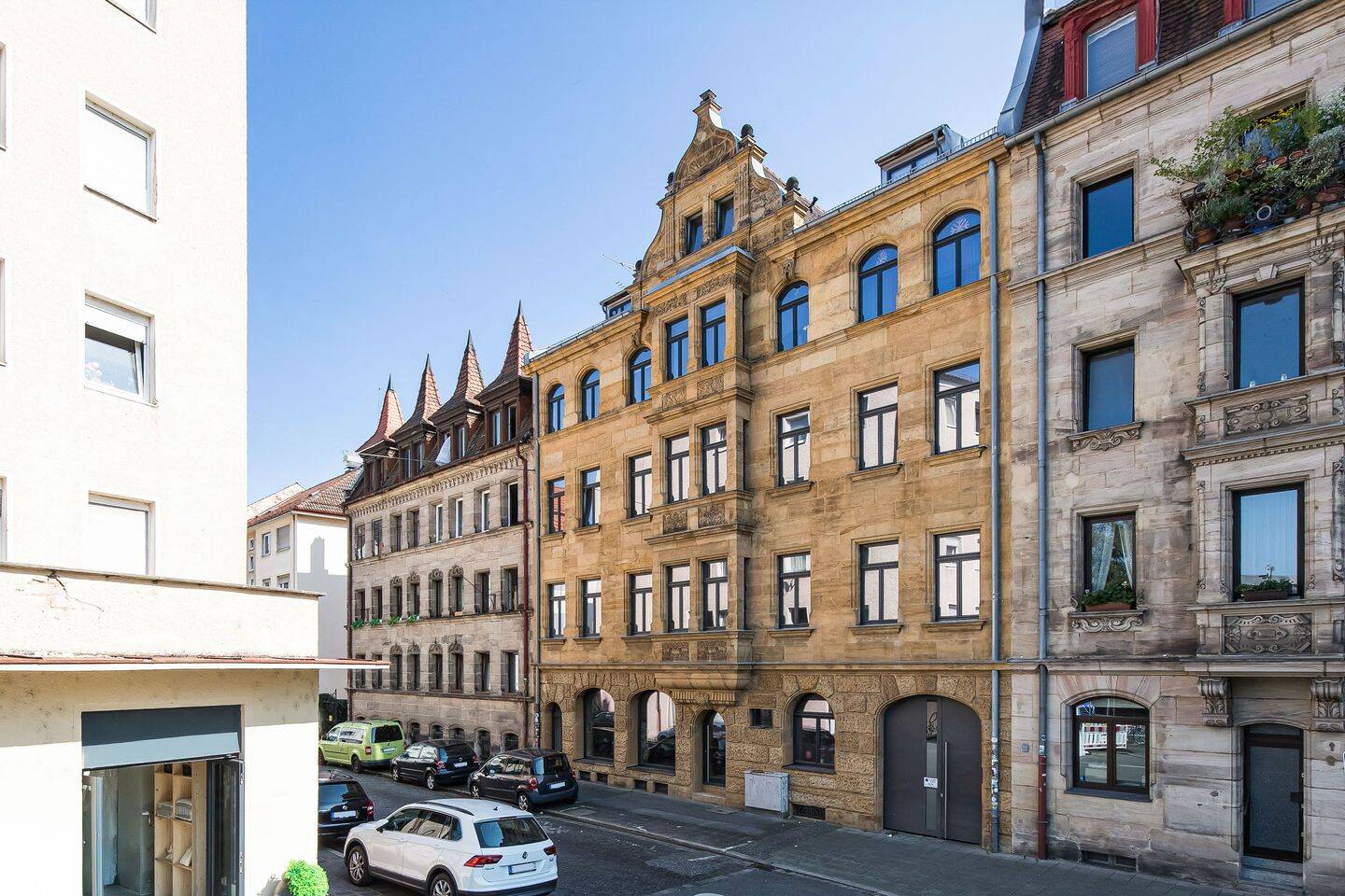 Außergewöhnliche 6-Zimmer-Wohnung im Jugendstiljuwel, 90443 Nürnberg