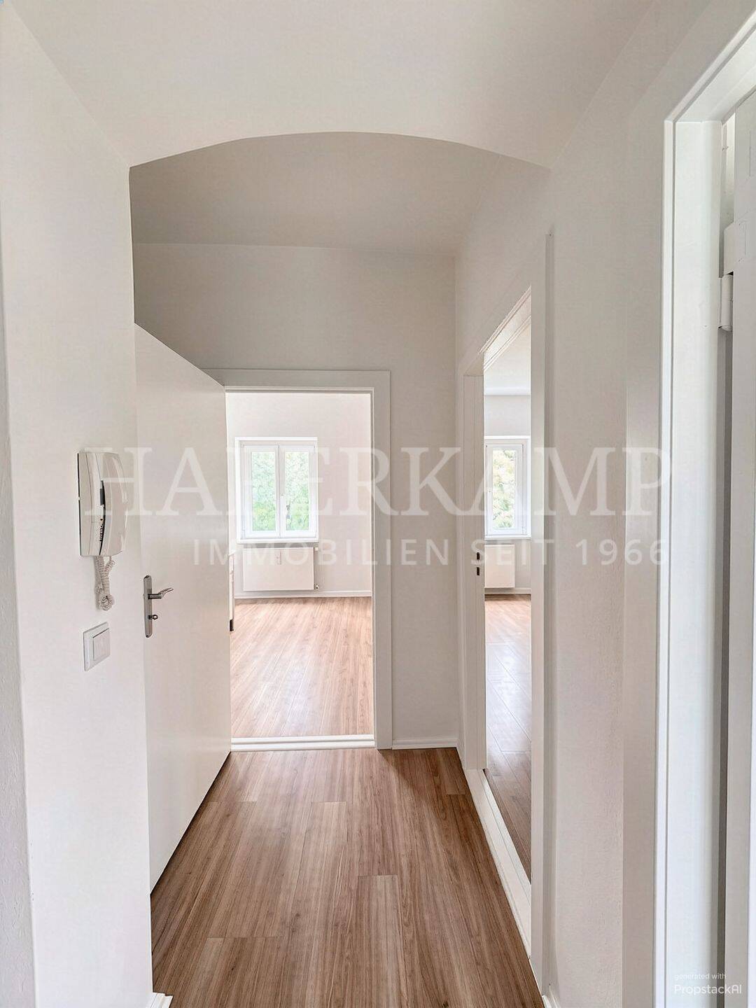 Bezugsfreie 2-Zimmer Wohnung mit Balkon in Friedrichshain – Altbaucharme trifft Kiezleben, 10245 Berlin (Friedrichshain-Kreuzberg Friedrichshain)
