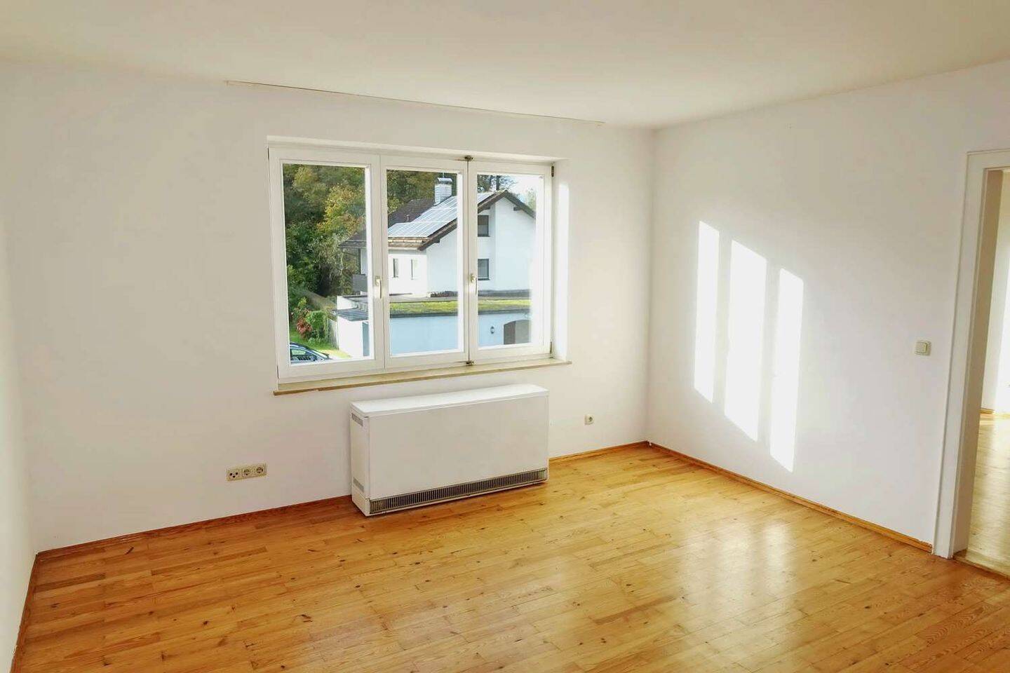 Drei-Zimmer-Wohnung in der Nähe von Rosenheim, 83071 Stephanskirchen