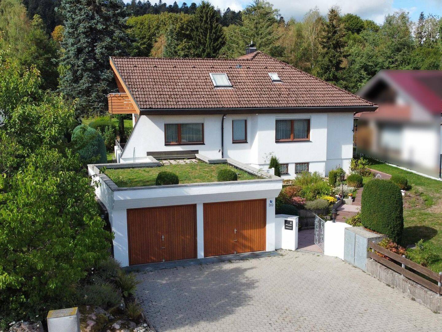 Charmantes Einfamilienhaus mit großem Garten in unverbaubarer Bestlage in Freudenstadt!, 72250 Freudenstadt