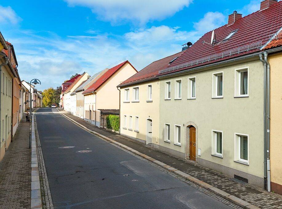 Großzügig wohnen in Pulsnitz – 7 Zimmer im RMH auf ca. 159 m² Wohnfläche mit ruhigem Garten!, 1896 Pulsnitz